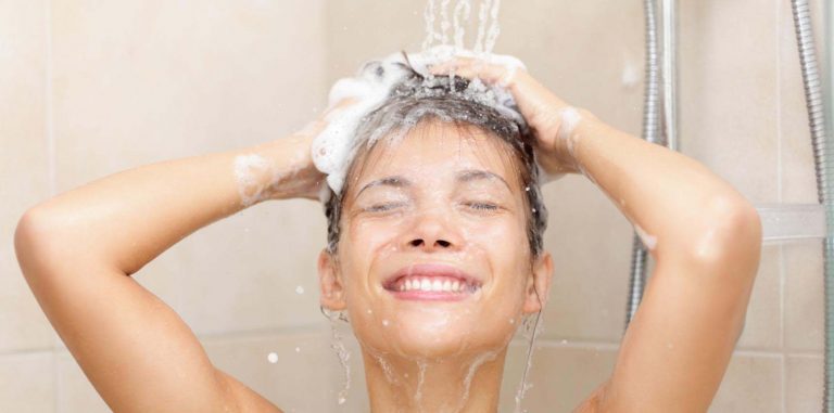 Beneficios de ducharse con agua fria