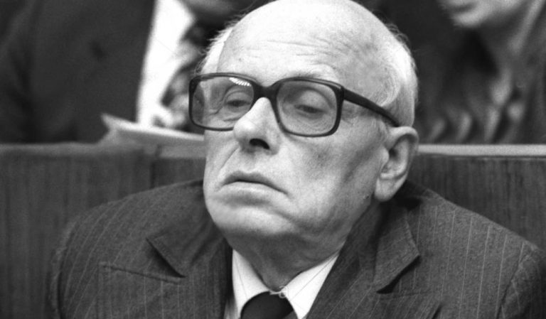 Sajarov, Andrei (1921-1989)
